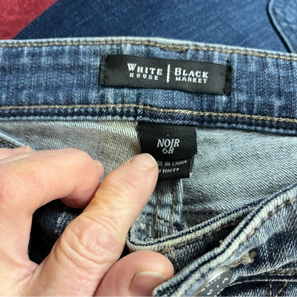 White House black market ladies light wash boot cut jeans size 6 - Picture 4 of 5
